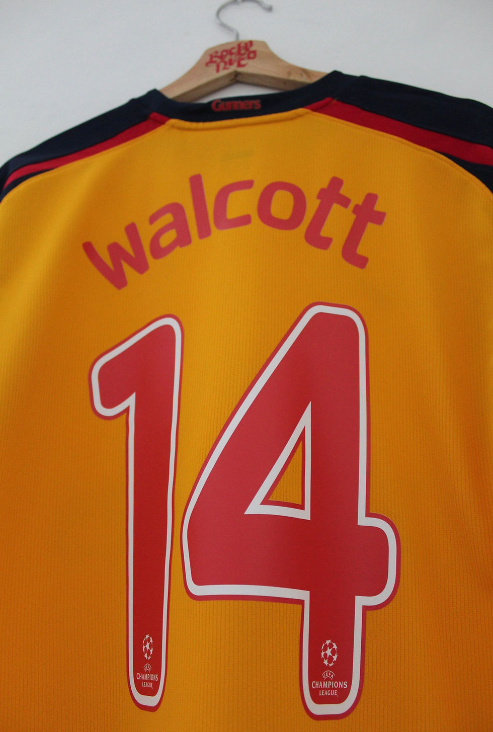 Thumbnail: 2008-09 UCL or Prem Long Sleeves Away Shirt *BNWT*