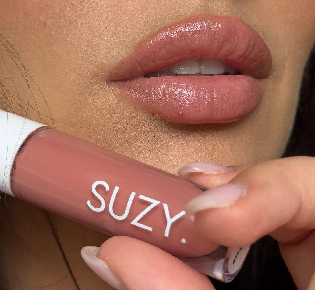 Suzy Lip Gloss - Tea Rose