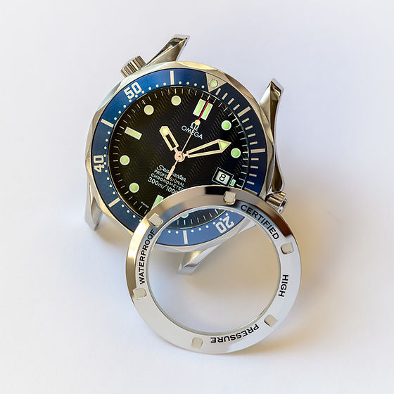 V2 Sapphire Exhibition Caseback for Seamaster 300m | Spiralwinder