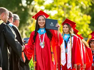 Celebrating a New Era: Frostproof Middle-Senior High School's Graduation Ceremony for the Class of 2026