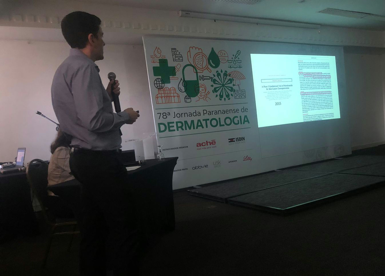 Aula na 78ª Jornada Paranaense de Dermatologia