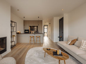 Woonkamer met open keuken