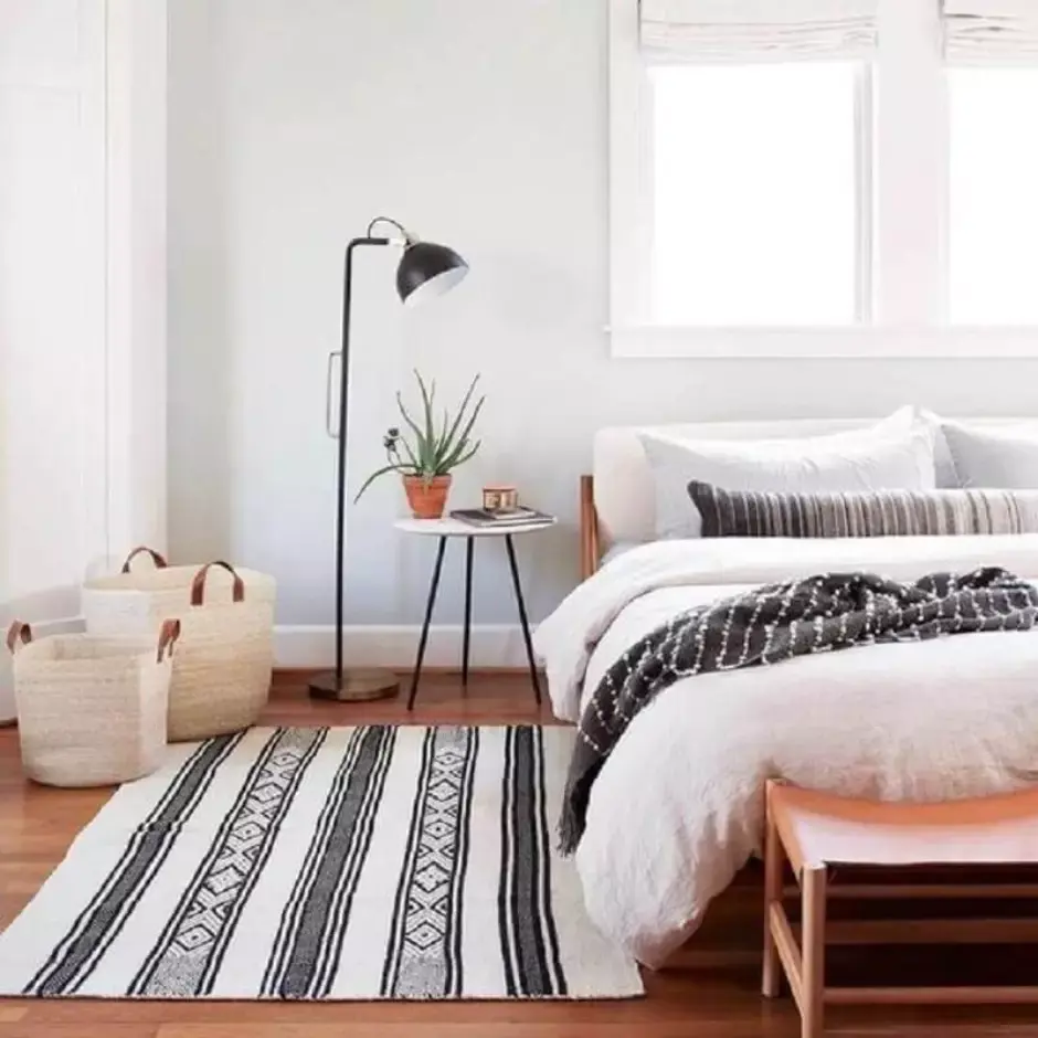 Mesa de Apoio/ Lateral - Quarto/Cama