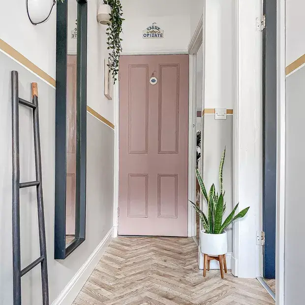 Corredor - Decoração com Plantas e Espelho (Foto Internet)