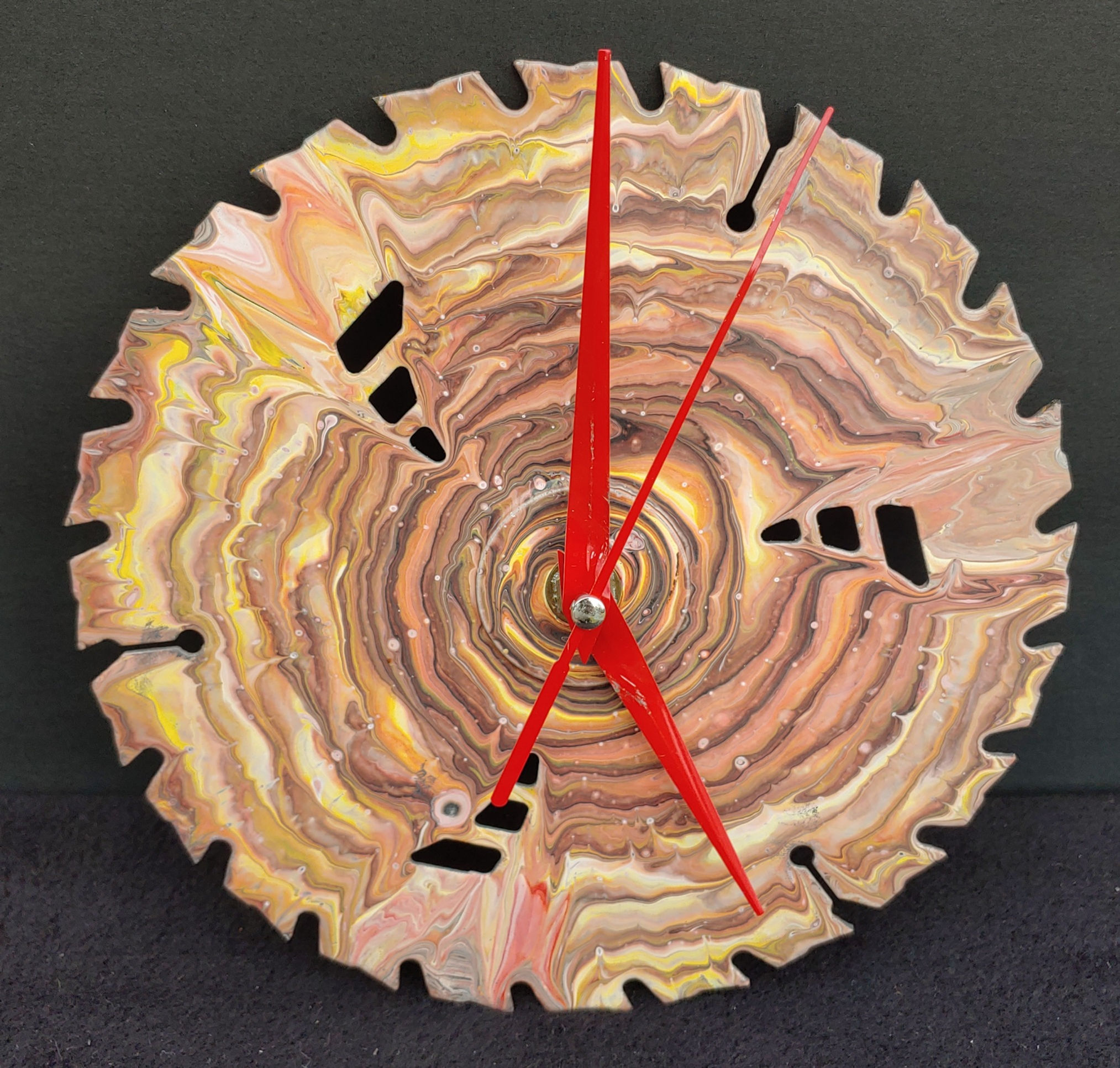 Saw Blade Clock