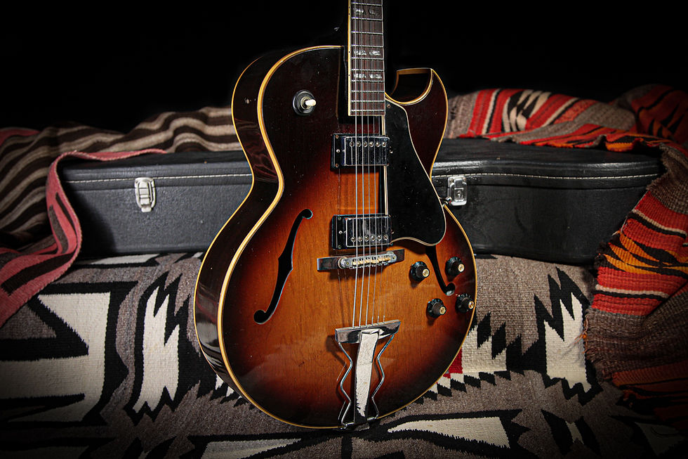Thumbnail: 1968 Gibson ES-175 "Sunburst" Body Close-Up