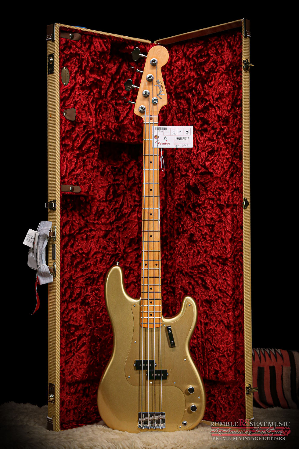 Миниатюра: 2020 Fender American Vintage Precision Bass "Aztec Gold"