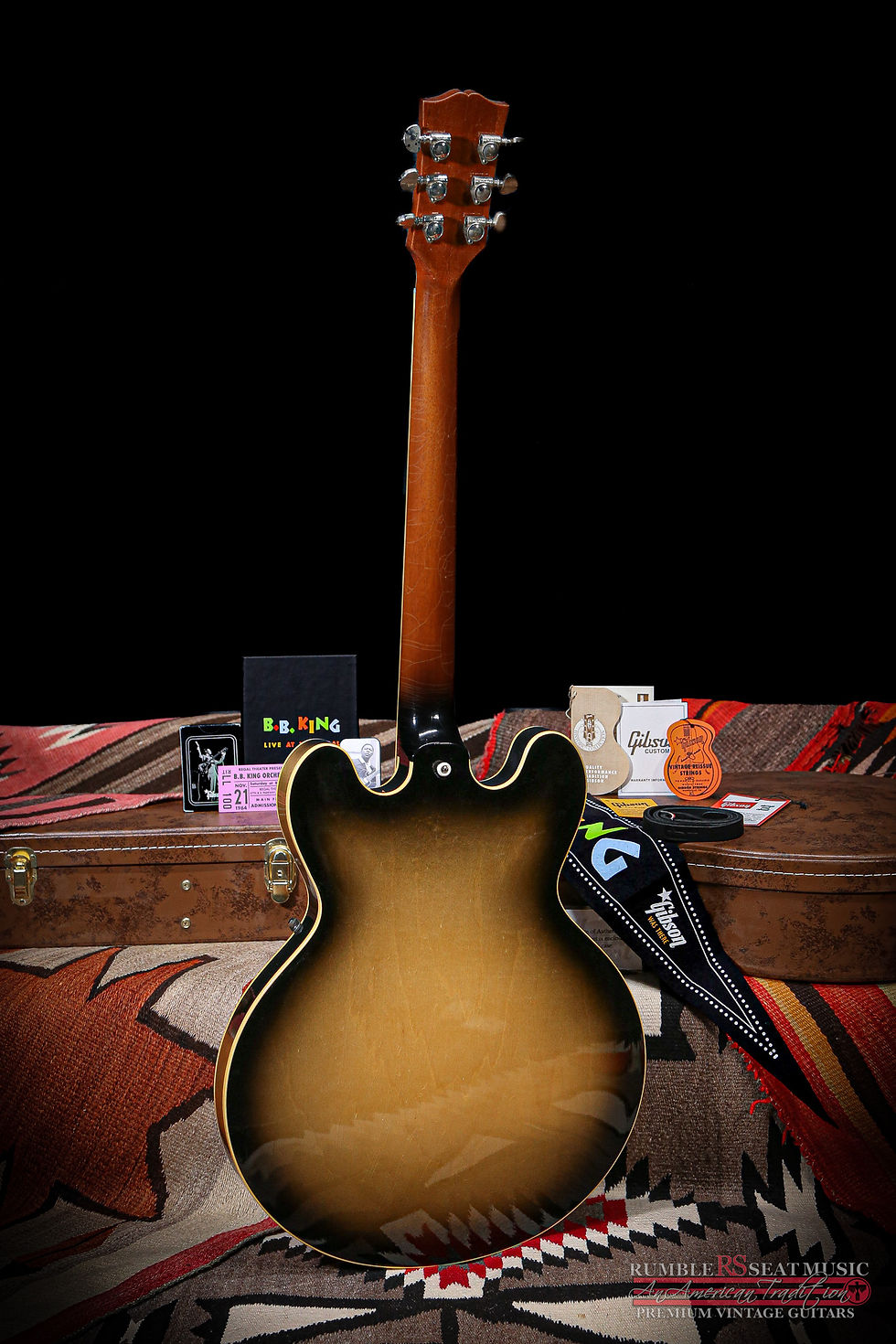 Miniatura: 2023 Gibson Custom Shop B.B. King Live at the Regal '59 ES-335 "Argentine Grey"