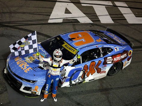 Chase Elliott wins wild, action-packed Cup Series race at Atlanta