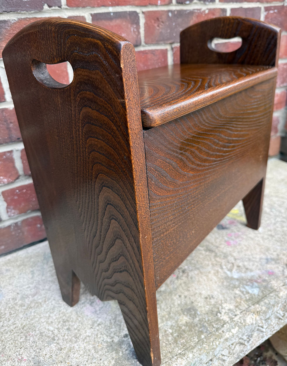 Thumbnail: Traditional Vintage Oak Maids Stool / Shoe Shine Stool