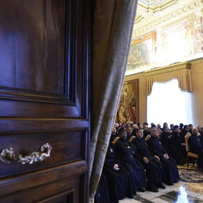 Permaneçam ao lado de Cristo crucificado e do povo sofredor, disse o Papa aos Passionistas