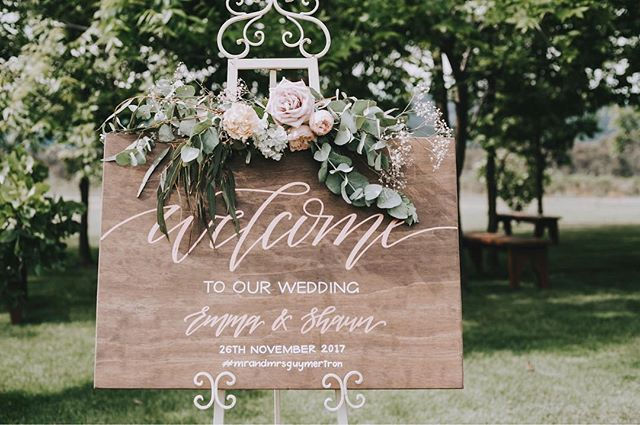 E + S ❤️ Dark wood & rose gold beauty dressed with pastel florals and foliage by _bohemebotanicals C