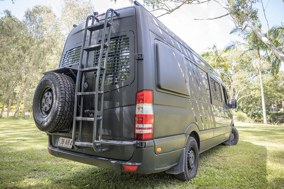 Go window free for more privacy in your extension pod