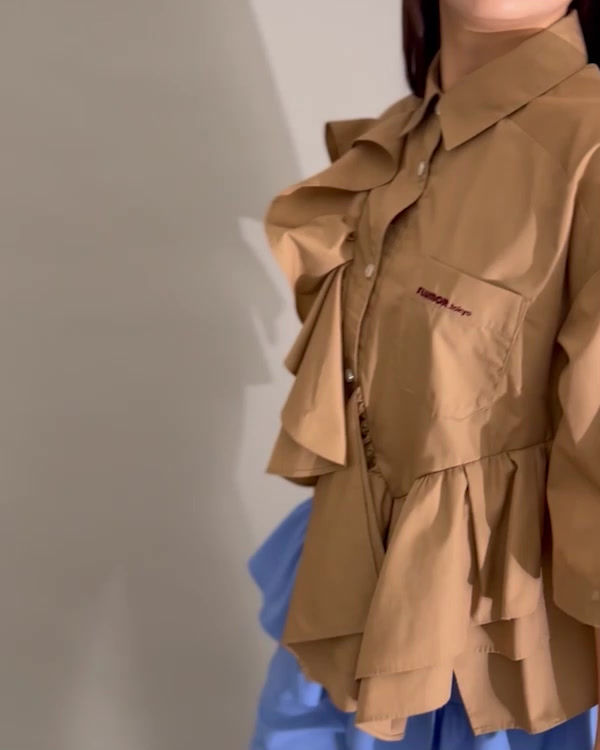 サムネイル： Ruffle design shirt