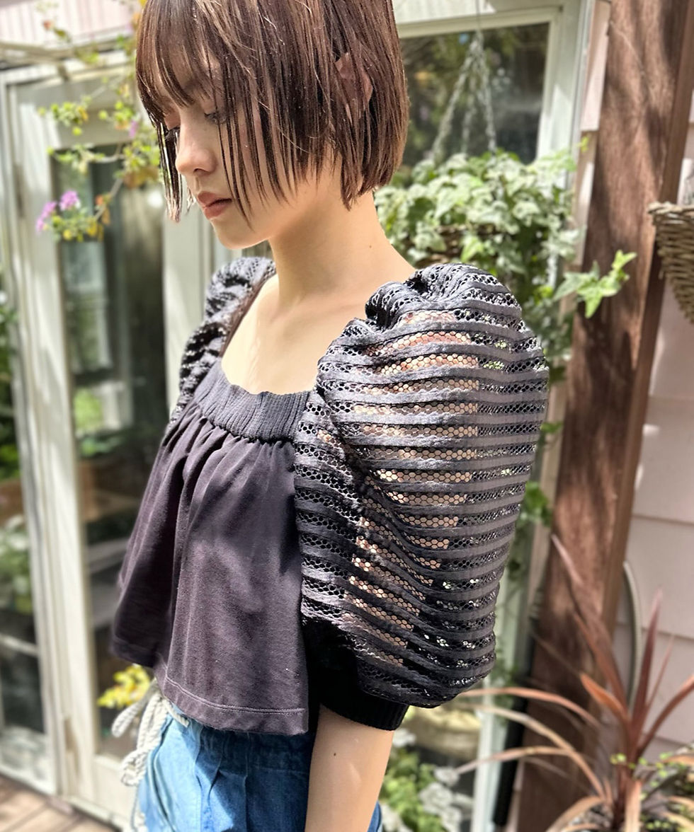 サムネイル： Balloon sleeve design pullover