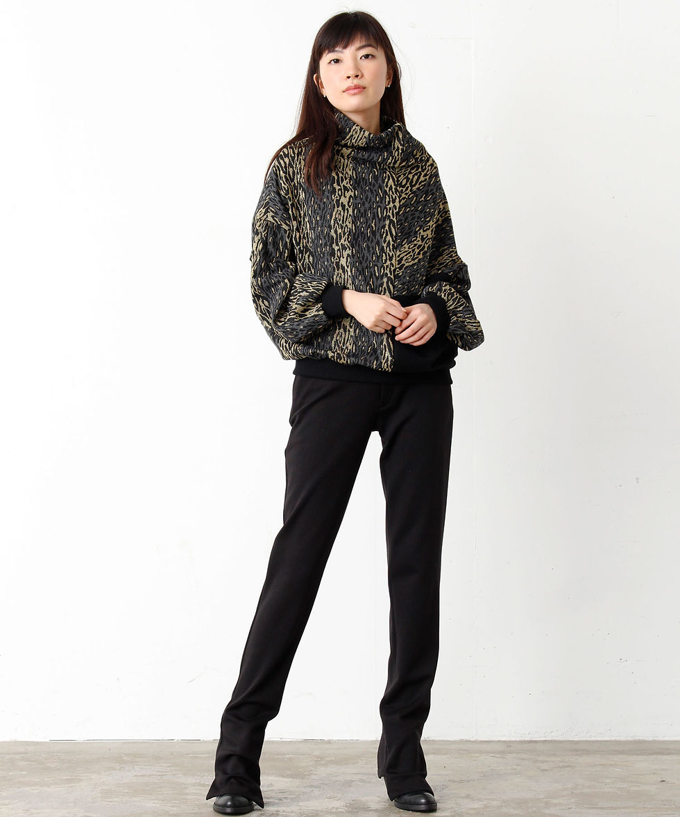 サムネイル： Leopard print bottle neck top(SAMPLE)