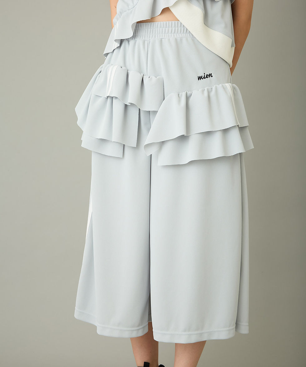 サムネイル： Cropped flare pants