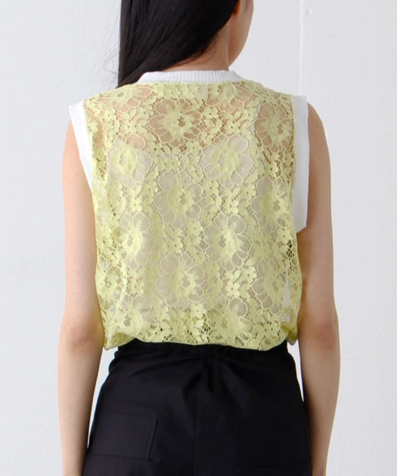 サムネイル： Embroidered flower sleeveless tops