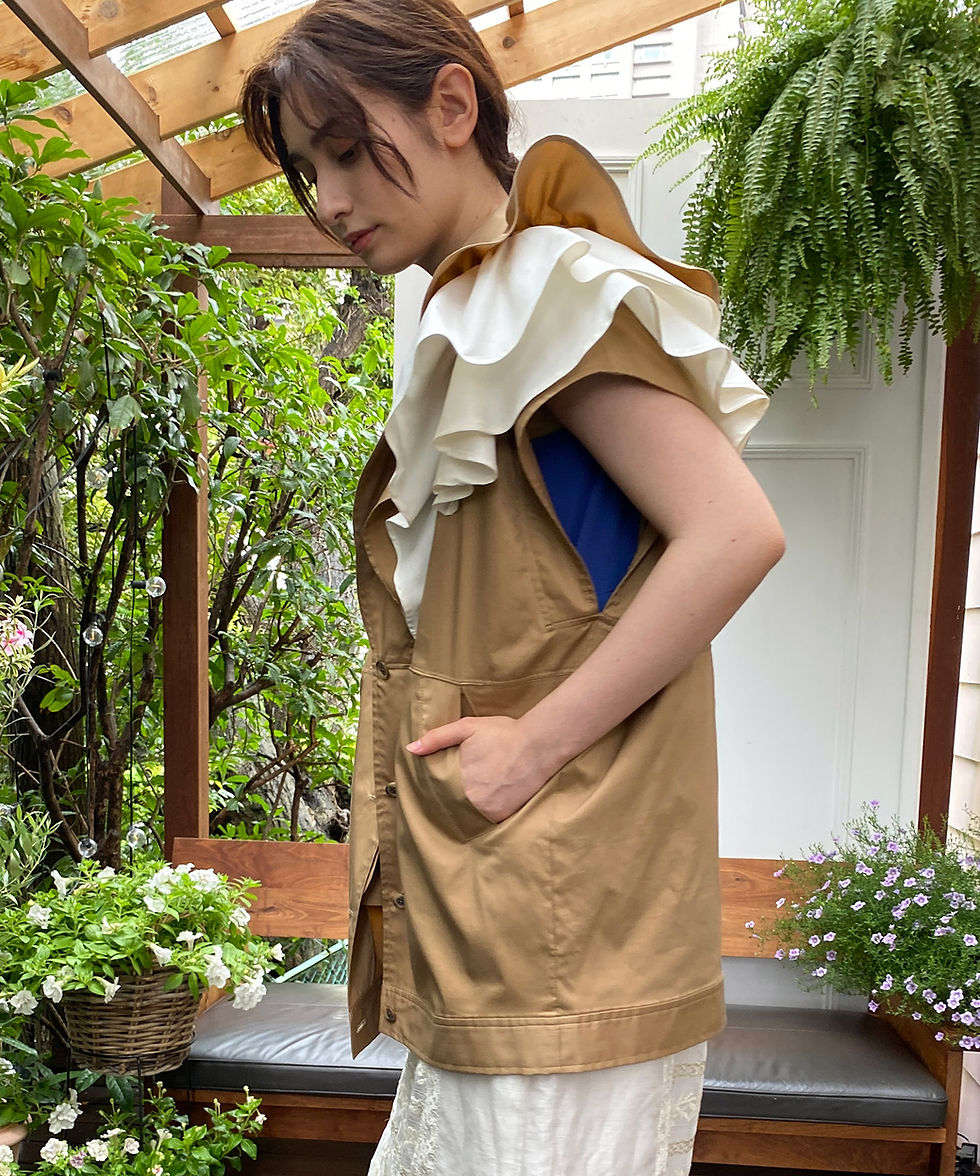 サムネイル： Frill design chino  vest