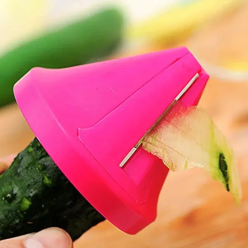 Miniature : Outil de Cuisine Multifonction - Éplucheur Manuel pour Légumes et Fruits.