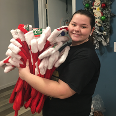 2020 Rogers Scholar Morgan Spoon delivers stockings to Adair County adult day care
