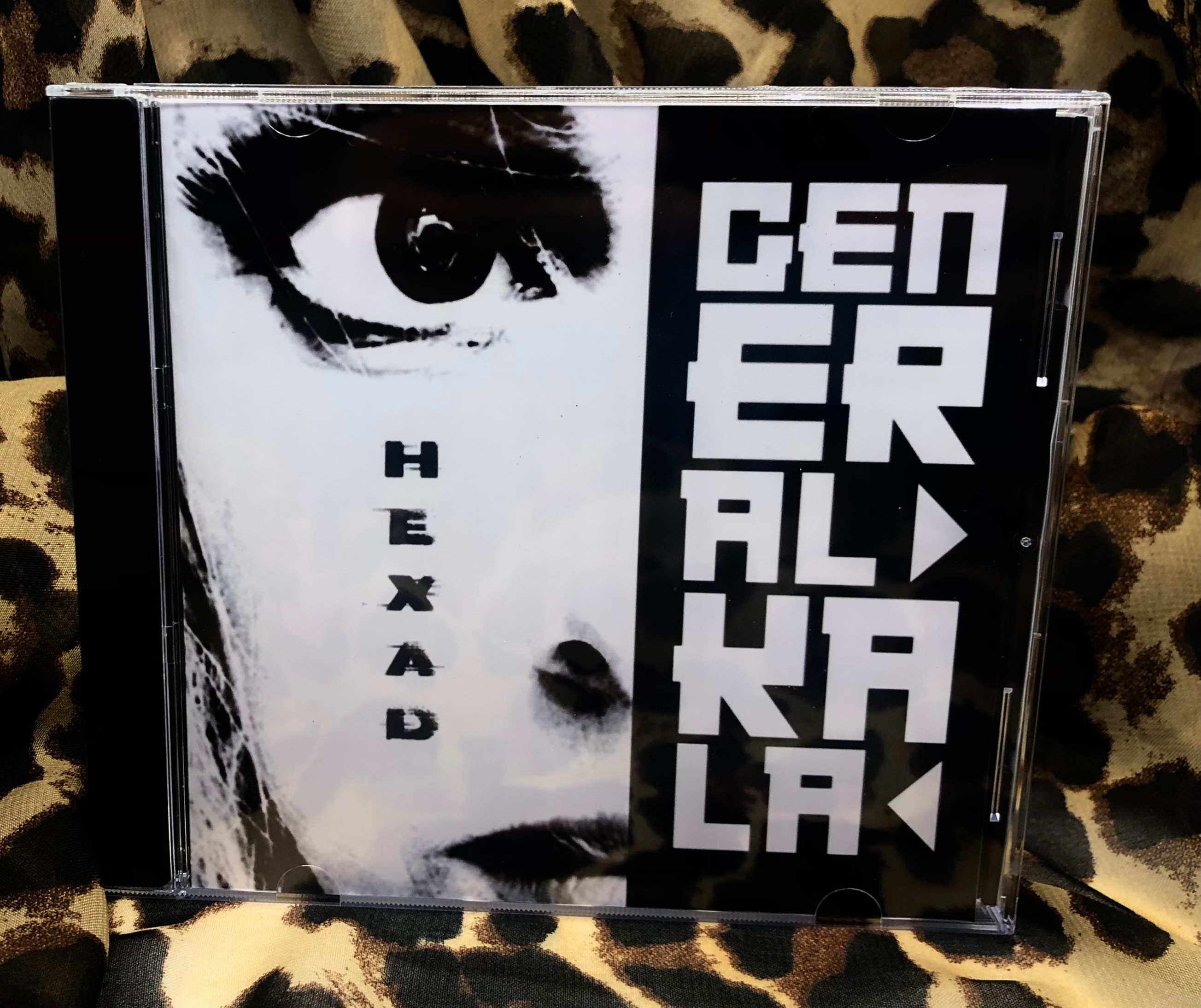 HEXAD CD