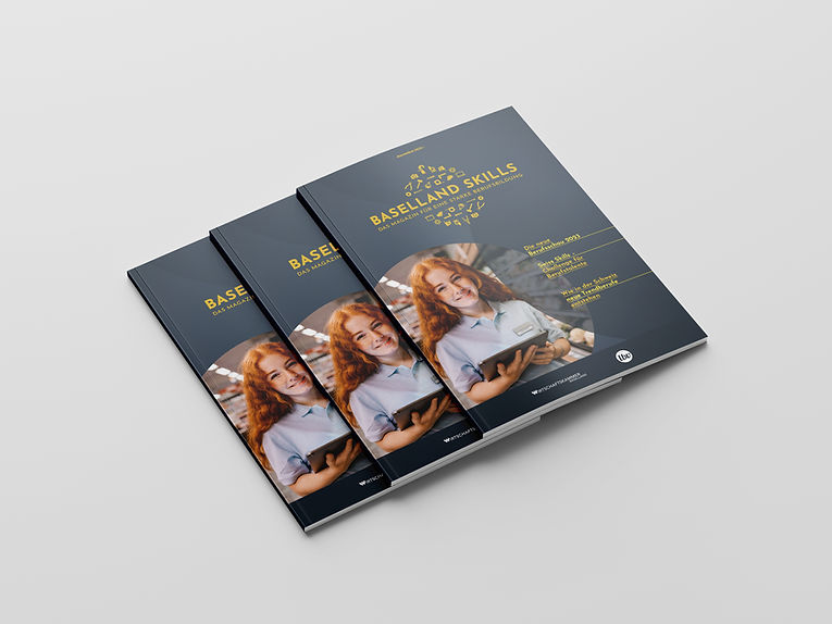 1Perfect_Binding_Brochure_Mockup_4.jpg
