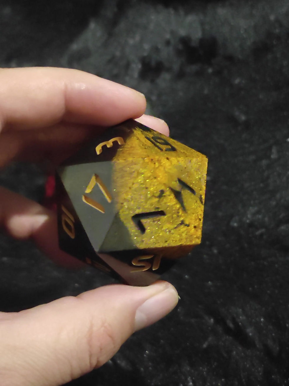 Thumbnail: Black and Gold 50mm D20