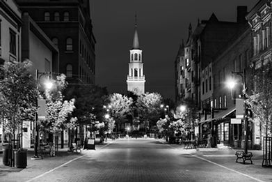 church-street-in-burlington-vermont-2023-11-27-04-56-44-utc.jpg