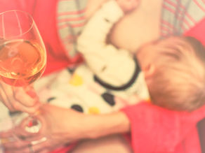 Pode ingerir álcool durante a amamentação?