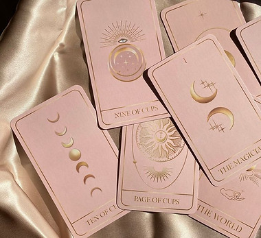Luna Soleil Tarot Deck ® 78 Pink Tarot Cards Rose Quartz - Etsy.jpg