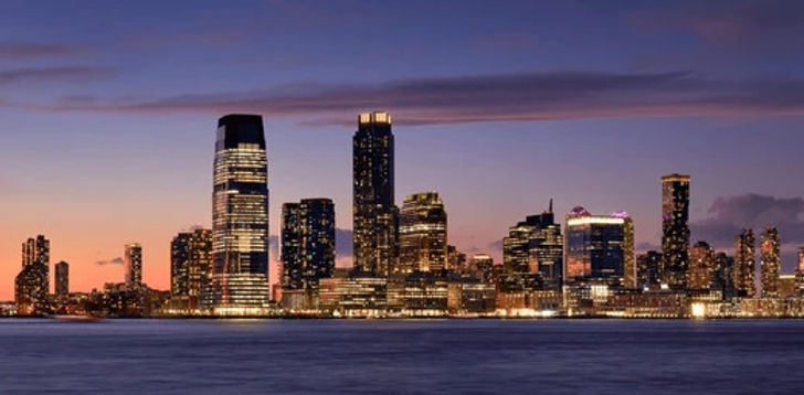 panoramic-view-downtown-jersey-city-260nw-2458438559_edited.jpg