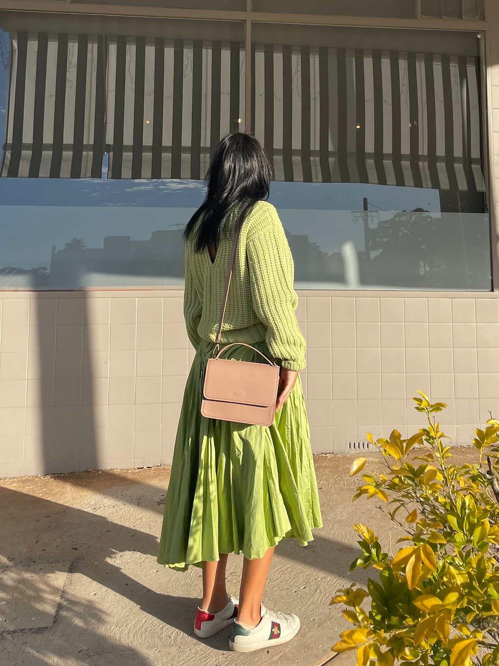 Thumbnail: CURVED CROSSBODY