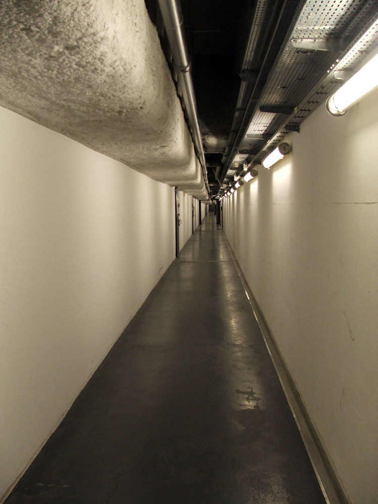 L'espace se ressère