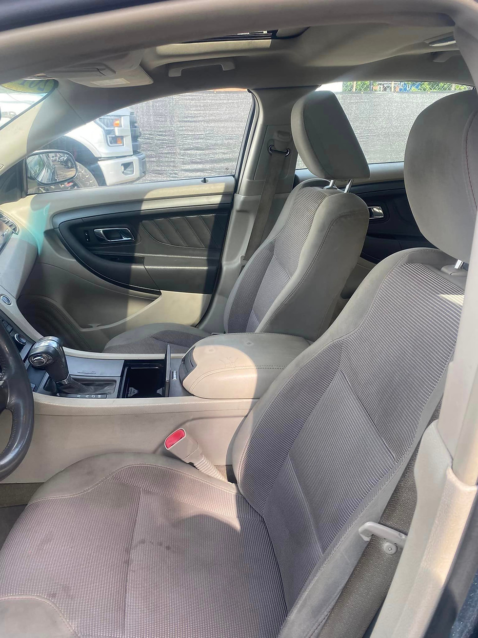Thumbnail: 2010 FORD TARUS