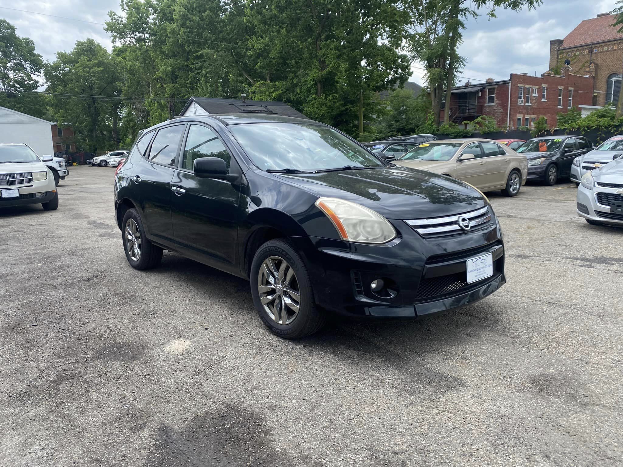 2010 Nissan Rogue SL AWD's photo