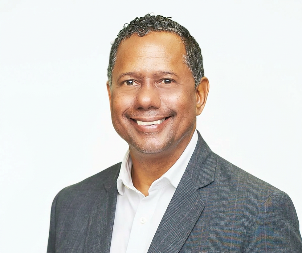 Barry Eligon_Headshot Option 1 2026.jpg