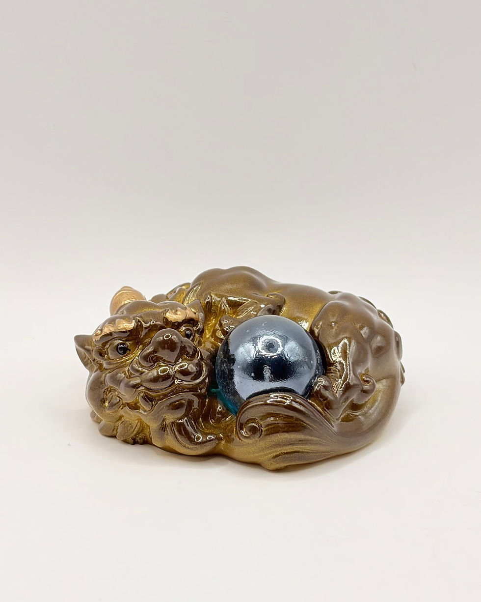 Thumbnail: Colour-Changing Hou Mythical Beast Tea Pet with Pearl