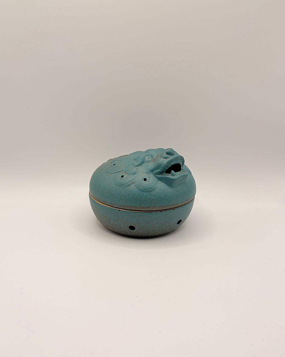Thumbnail: Handmade Guardian Lion Ceramic Incense Coil Burner