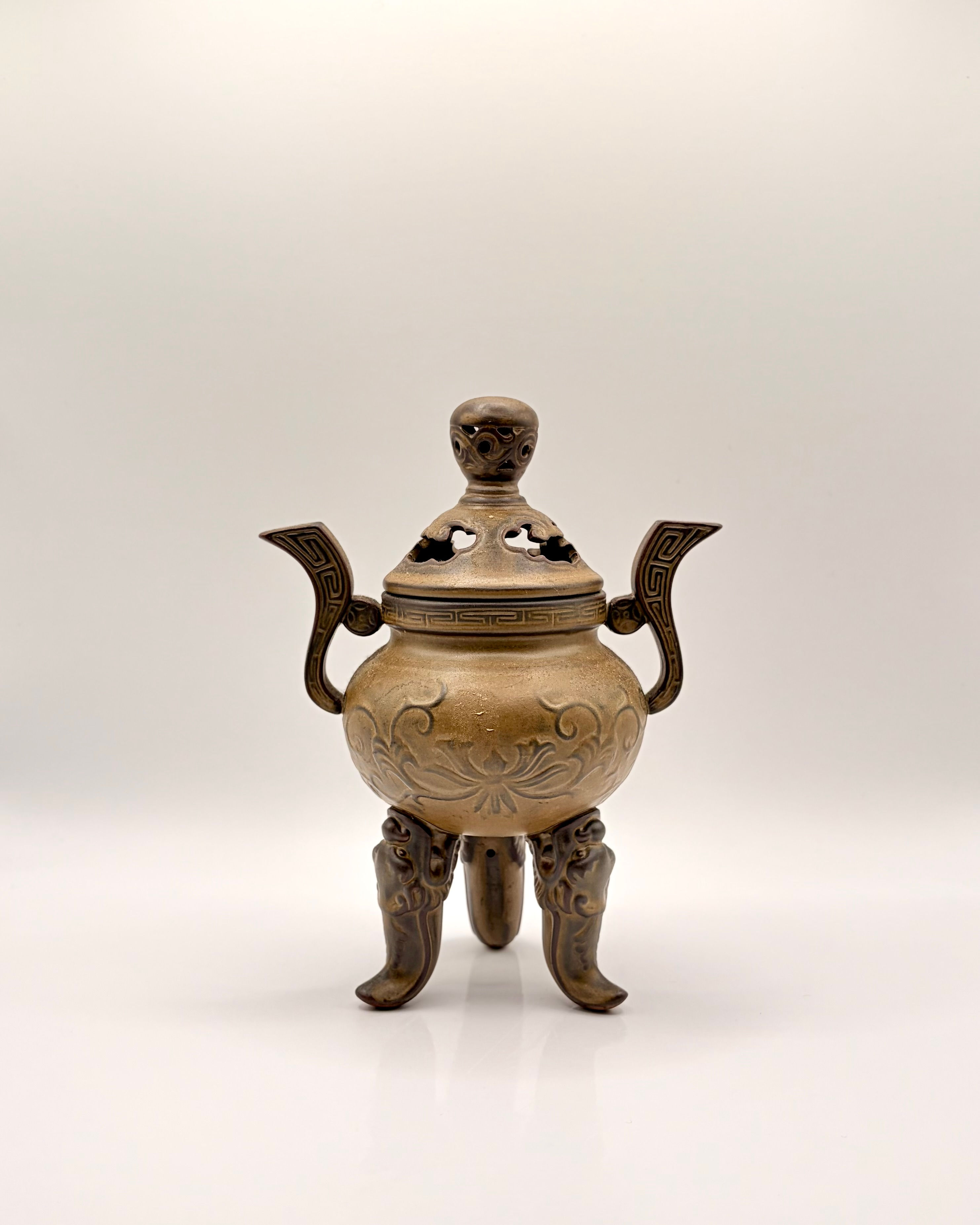 Handmade Three-footed Tripod Clay Incense Stick Holder