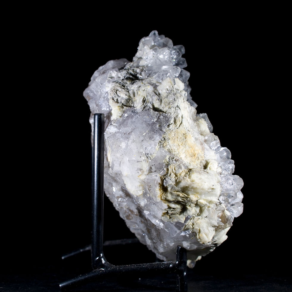 Thumbnail: Fluorite on Barite - Emilio Mine, Asturias, Spain - Studio Mineralia Earth Art Gallery