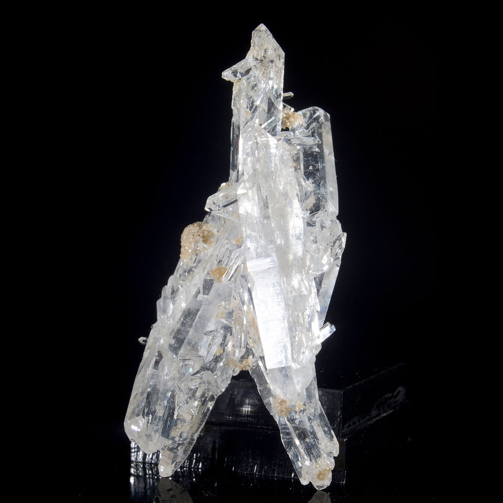 Thumbnail: Solution Quartz with Cookite. A fantastically complex haystack cluster of Quartz from the legendary Jeffrey Quarry.
