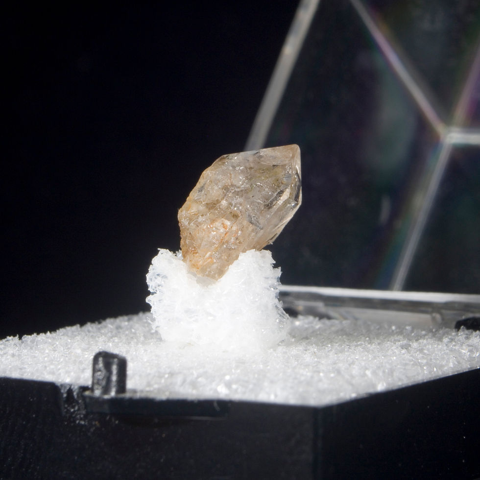 Thumbnail: Petroleum Included Quartz. Santa Fe, New Mexico, USA. Studio Mineralia Earth Art Gallery