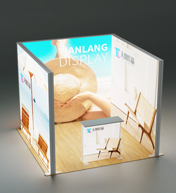 מעבר לבד: הפיכת קירות מוארים (Lightboxes) לכלי האסטרטגי החשוב ביותר בביתן התצוגה שלכם