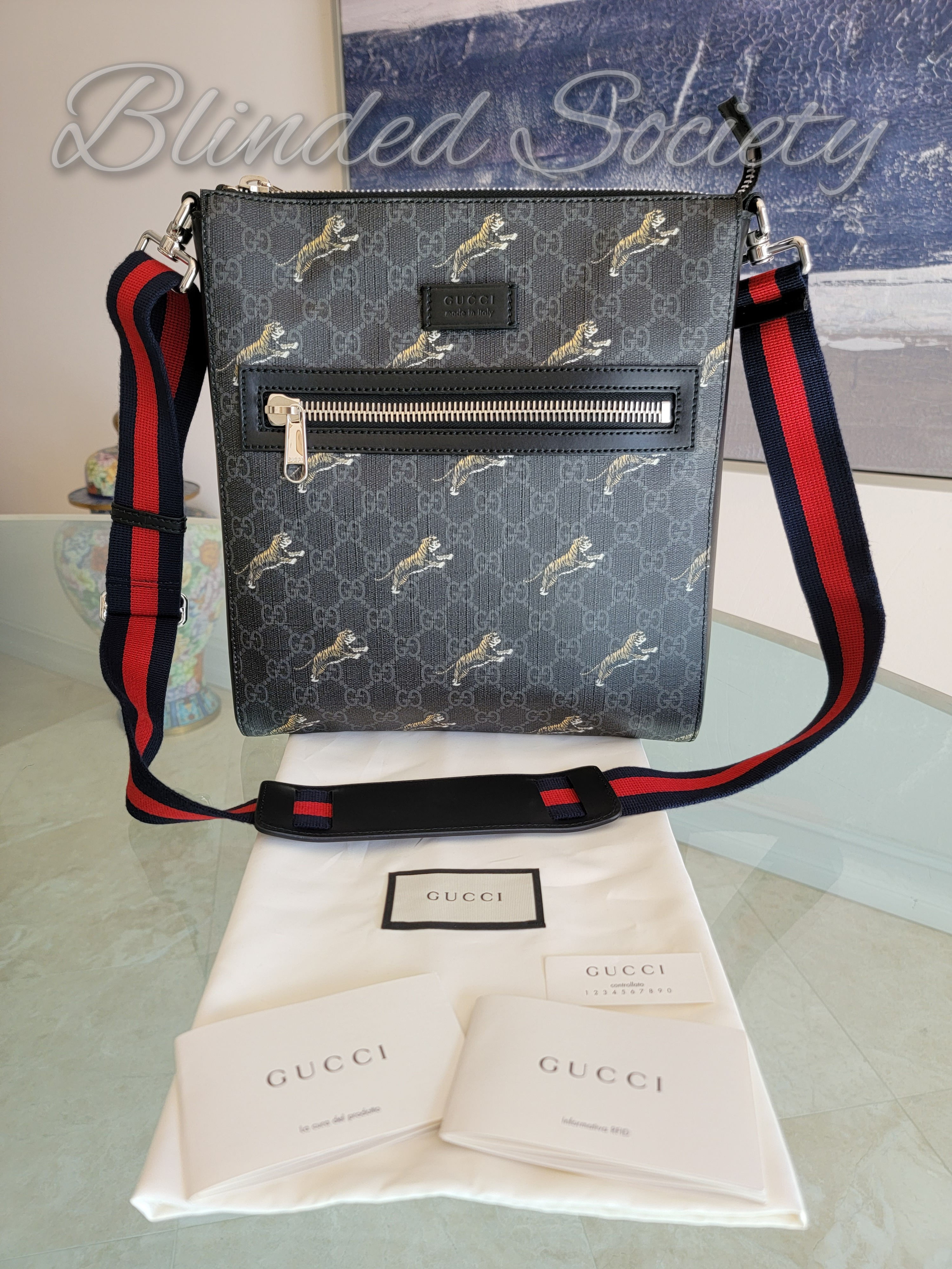 Gucci GG Supreme Bestiary Tiger Messenger Crossbody Bag 