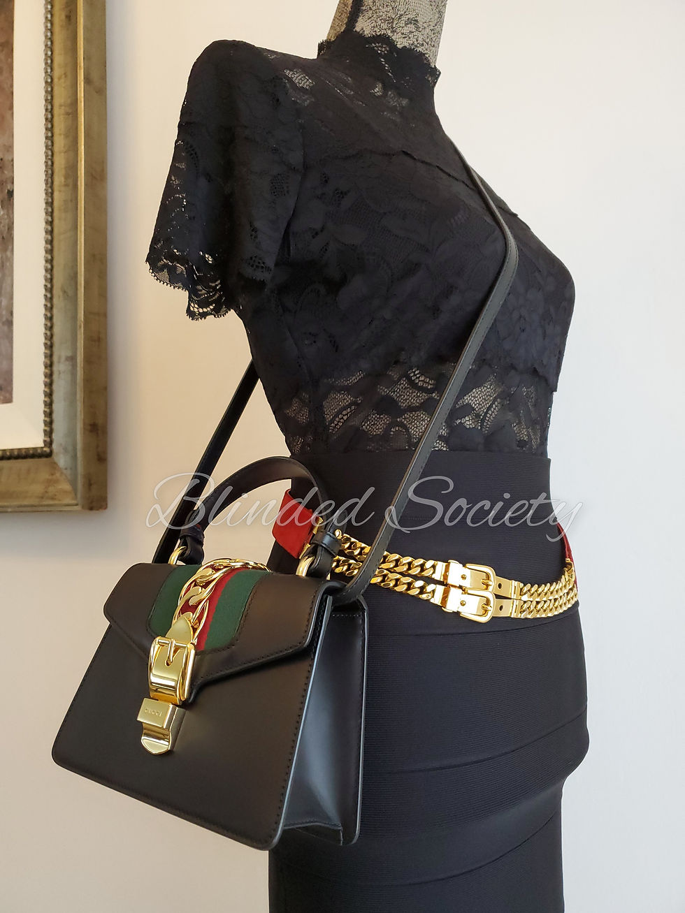 Thumbnail: Gucci Mini Sylvie Crossbody Handbag Black Leather