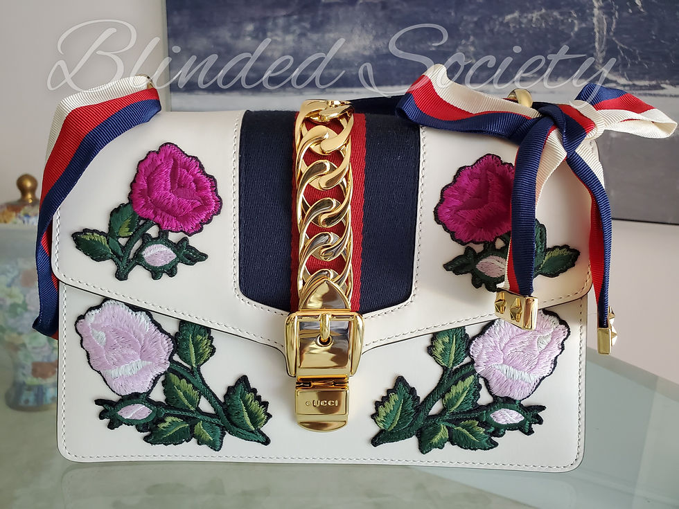 Thumbnail: Gucci Sylvie Small White Embroidered Handbag 