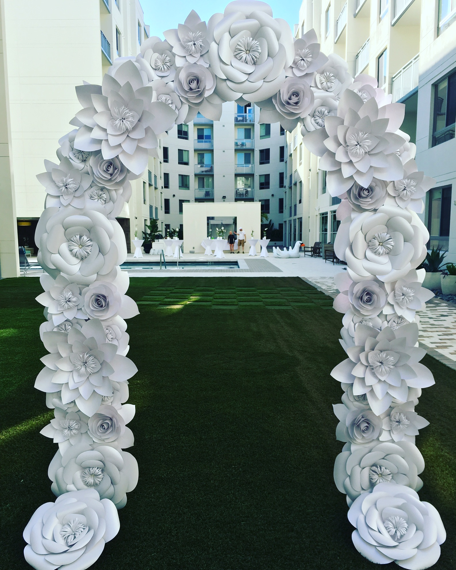 wedding ceremony arches dazzlingdeco paper flower arch