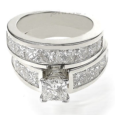 DIAMOND RINGS THE QUEEN