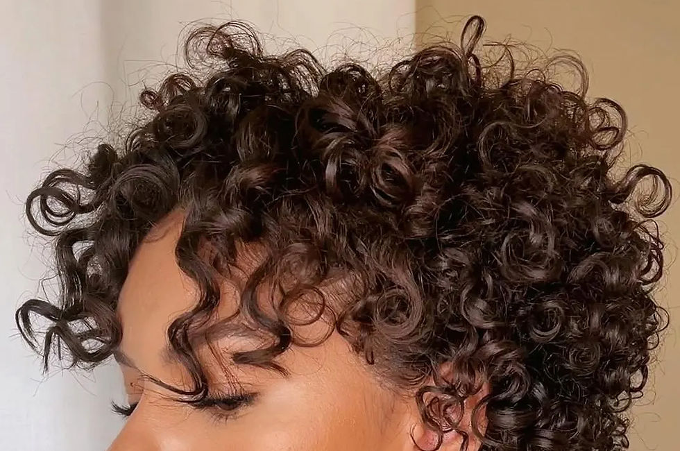 01-Short-Pixie-for-Type-3B-Hair.webp